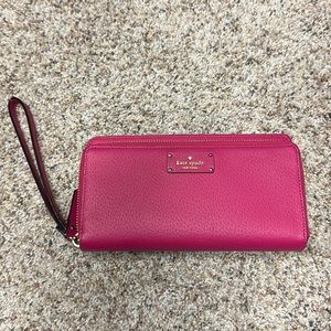 Kate Spade clutch wallet- sweetheart pink! BNWT